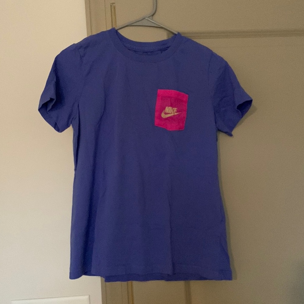 Nike T-shirt
